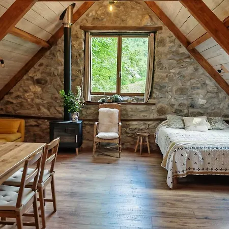 Σπίτι διακοπών Cosy A L'etage D'une Grange De Montagne *